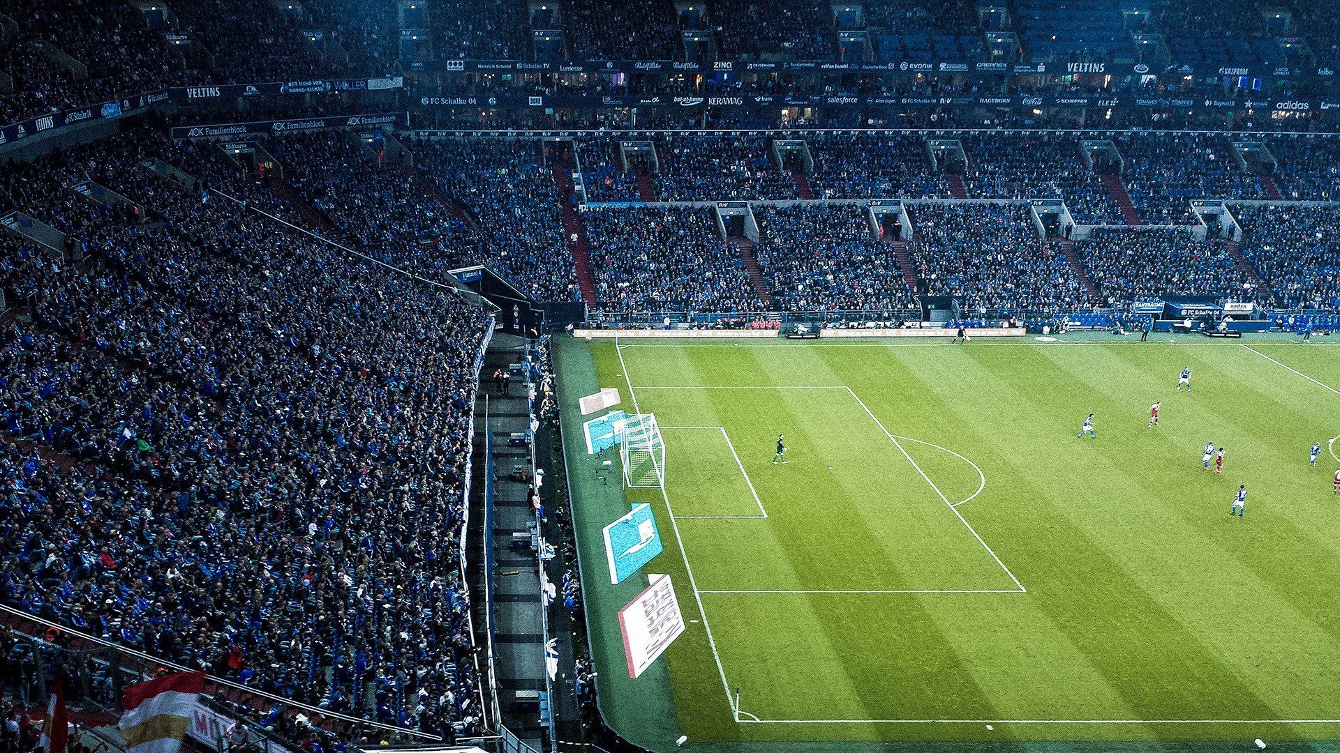 德甲注重绿色环保足球场建设，打造可持续发展典范，设计足球场如何节约城市空间